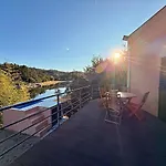 Riverfront House With Private Deck & Nature Views