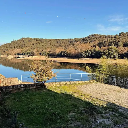 Riverfront House With Private Deck & Nature Views